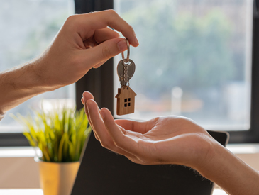 Mortgage Broker Covering Morley Two women shaking hands